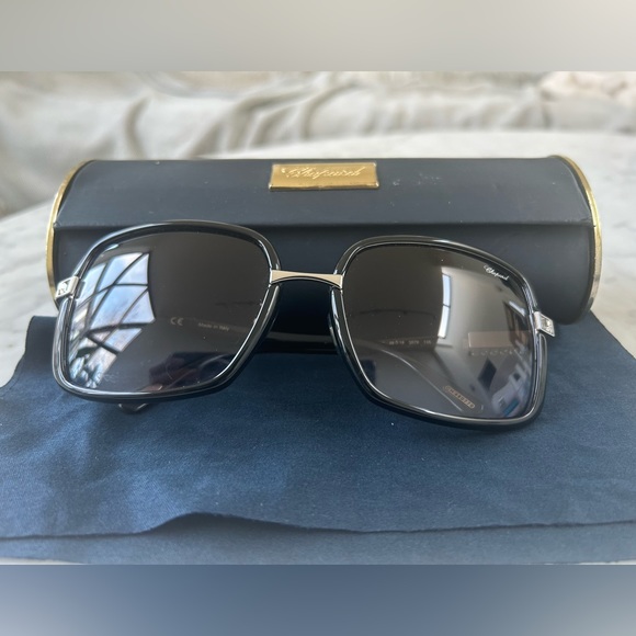 Chopard Sunglasses with Swarovski crystals on sides - Picture 3 of 4